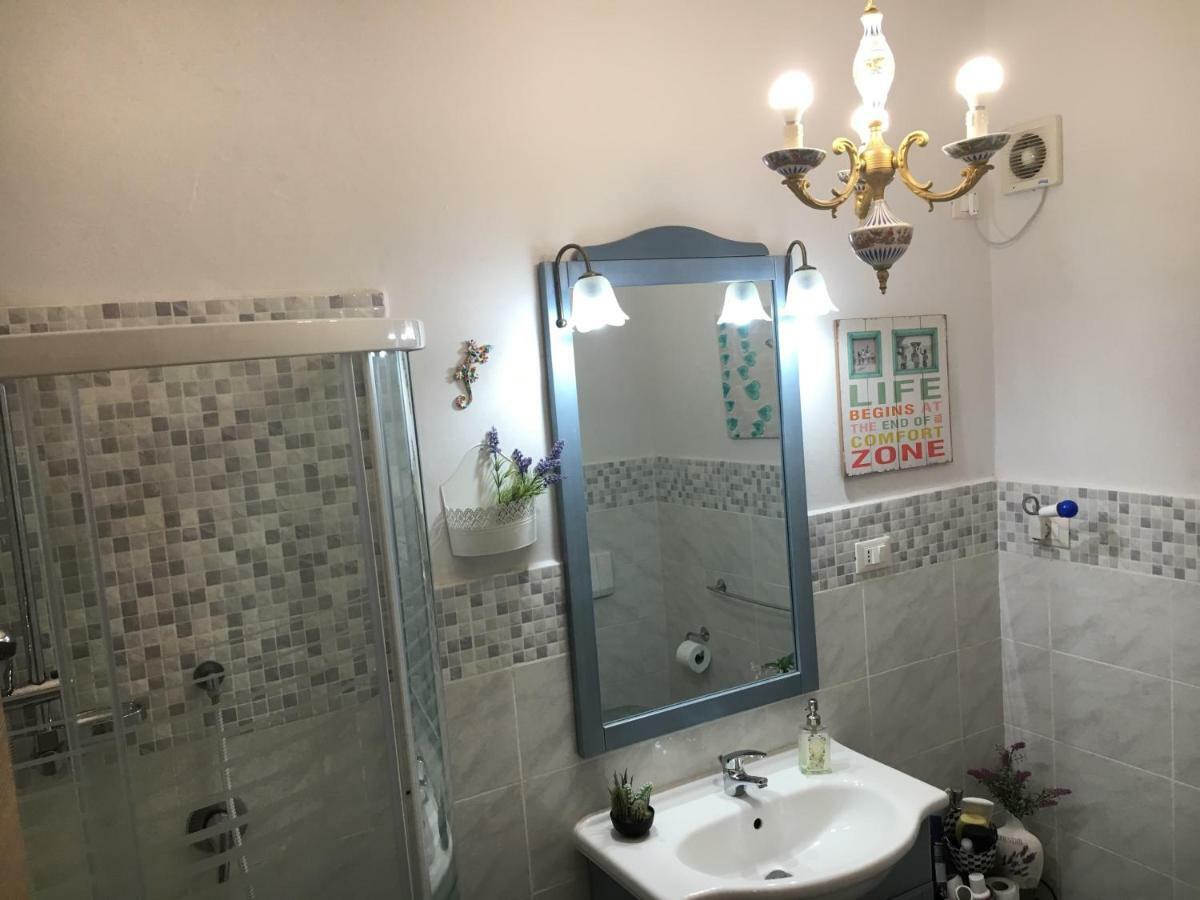 Апартаменти New Maria'S House Livorno. Il Cisternone Екстер'єр фото