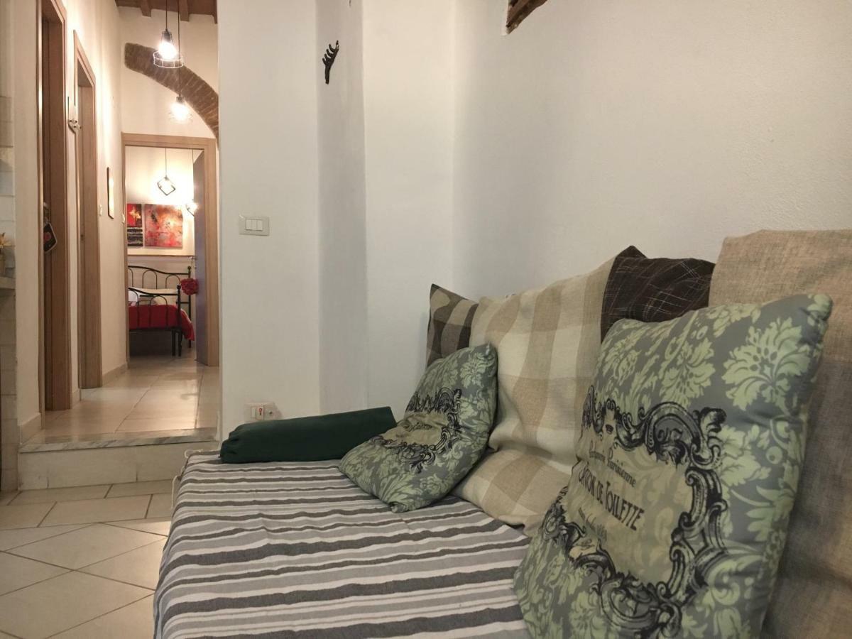 Апартаменти New Maria'S House Livorno. Il Cisternone Екстер'єр фото
